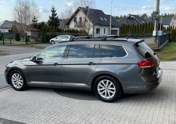 Volkswagen Passat cena 70900 przebieg: 119500, rok produkcji 2017 z Ostrzeszów małe 277